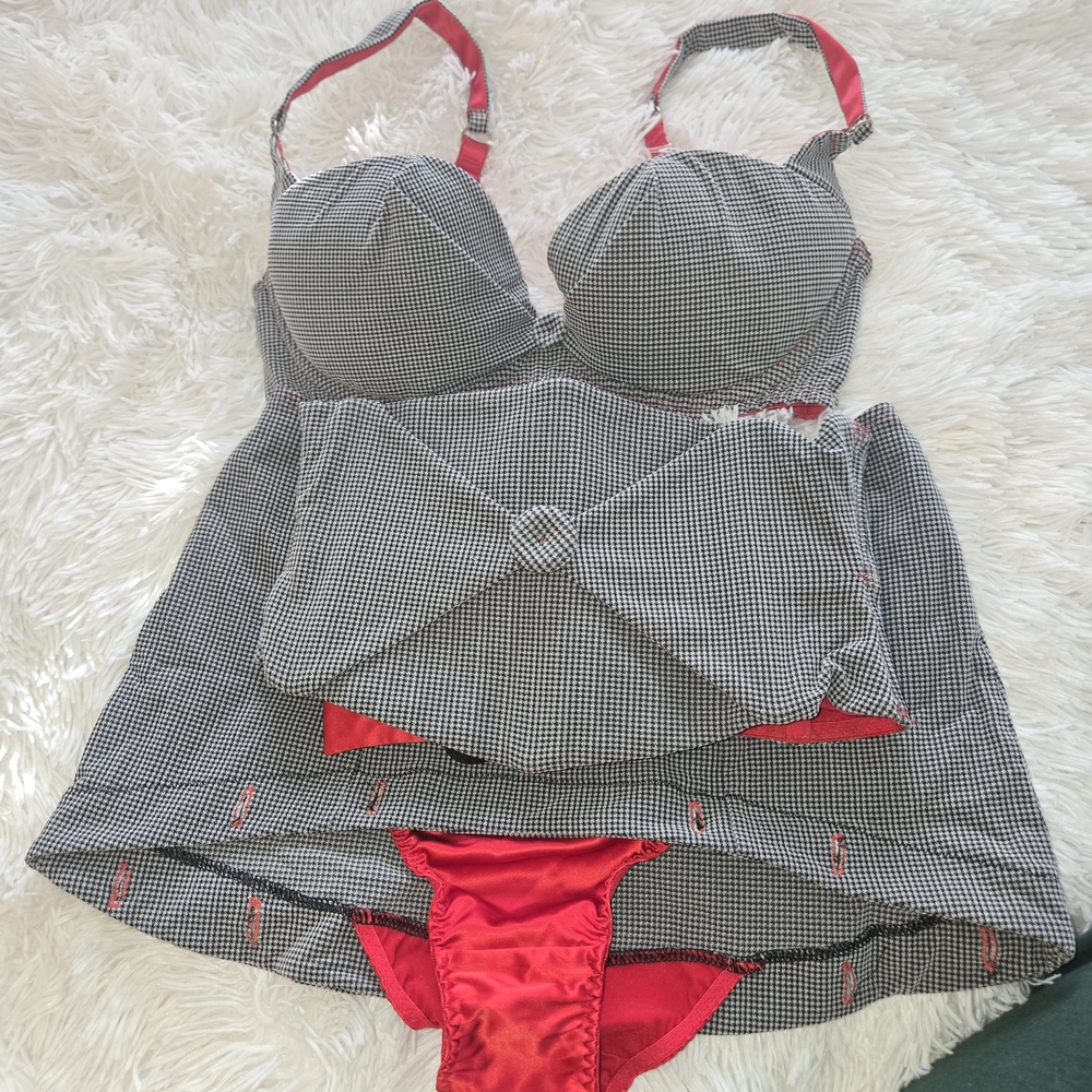 Agent Provocateur Thora 3 Piece